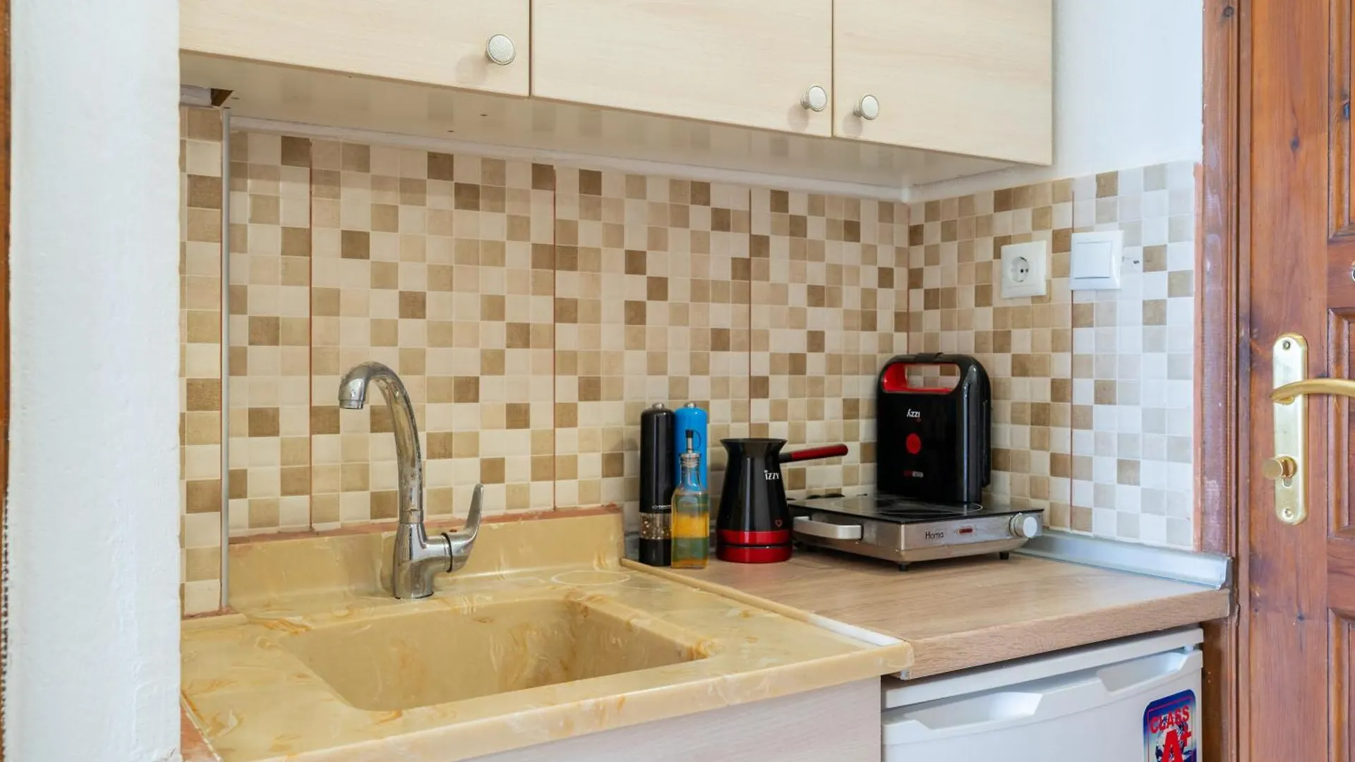 House Mistral Apartment Neos Marmaras