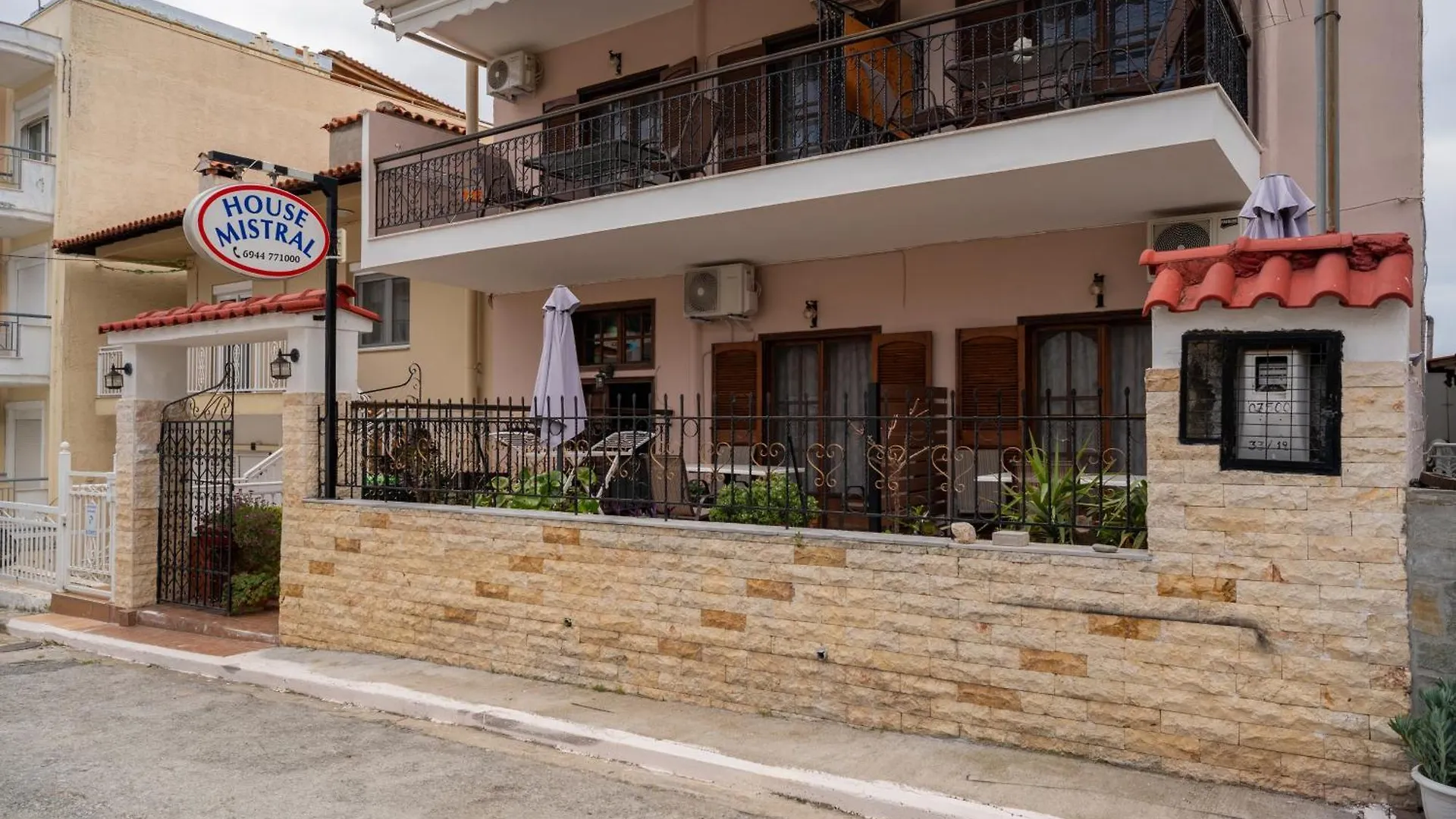 House Mistral Apartment Neos Marmaras