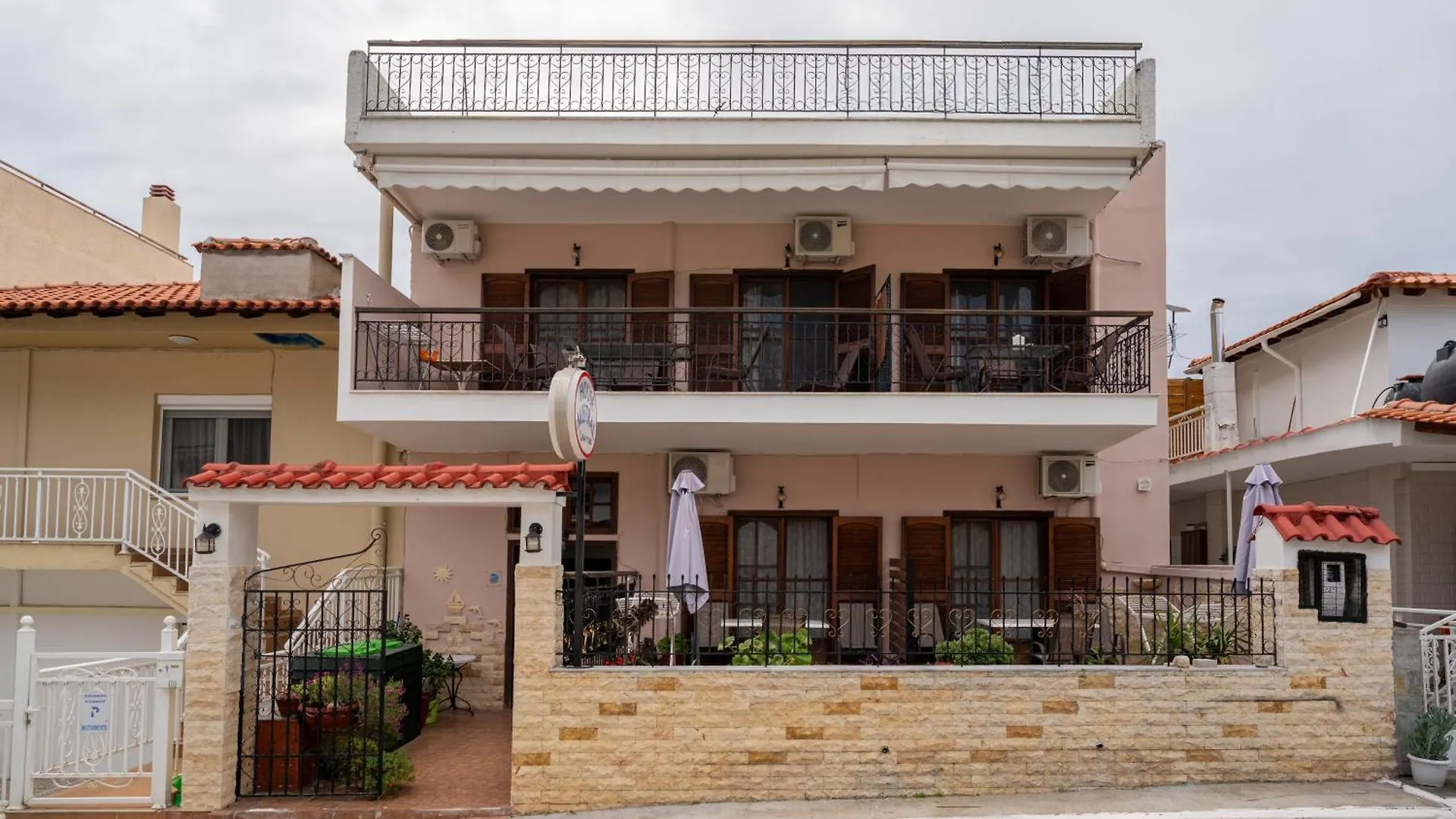House Mistral Apartment Neos Marmaras