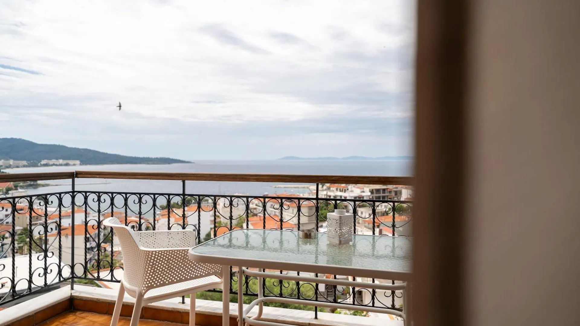 House Mistral Apartment Neos Marmaras